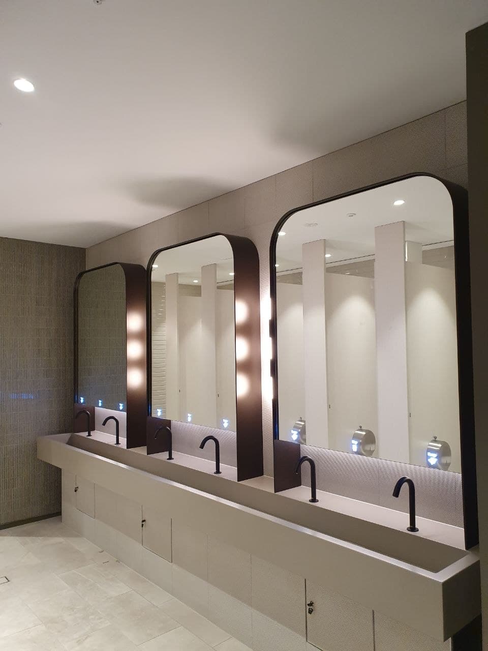Light & Mirror Install — Collins Street, Melbourne